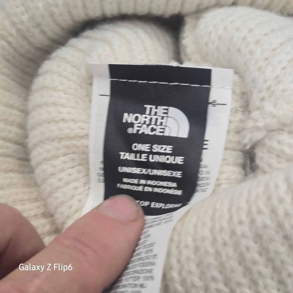 The North Face Snowmass Colorado Beanie Hat Cream Pom Pom Unisex NF0A7RGI F22
